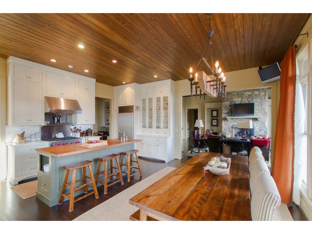 371 Orchard Hill Drive, Clarkesville, GA 30523