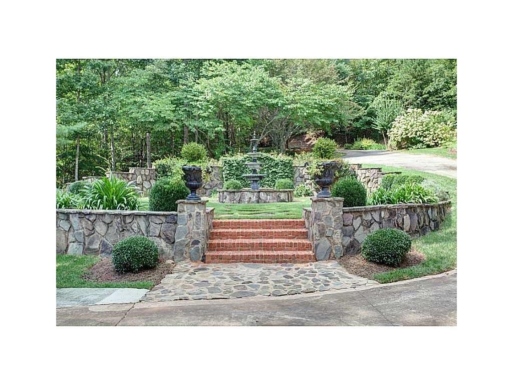 10 Birchwood Drive, Dahlonega, GA 30533
