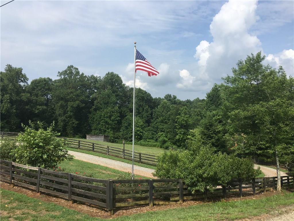 385 New Hope Road, Dawsonville, GA 30534