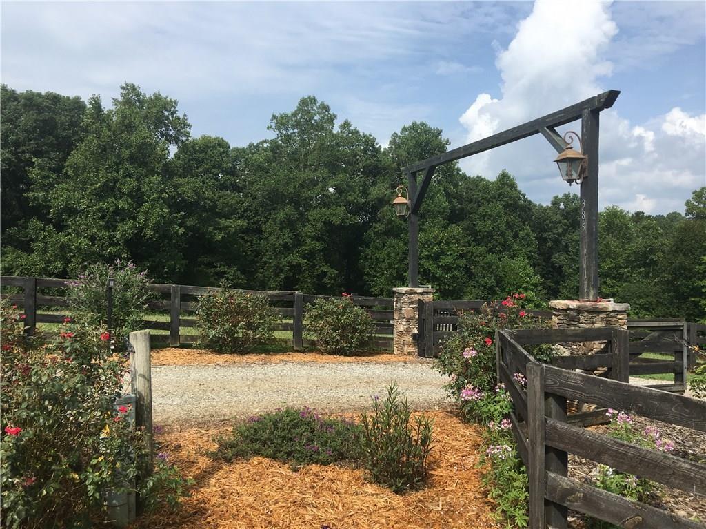 385 New Hope Road, Dawsonville, GA 30534