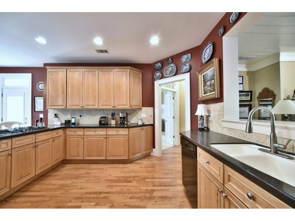 37 Lakeview Alley, Dawsonville, GA 30534