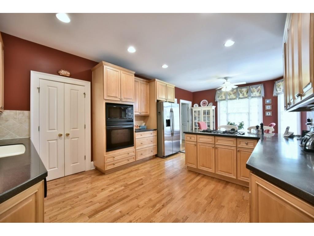 37 Lakeview Alley, Dawsonville, GA 30534