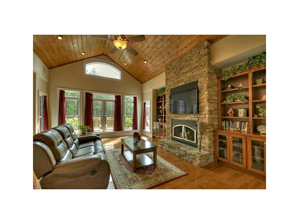 140 Clear Creek Springs Drive, Ellijay, GA 30536