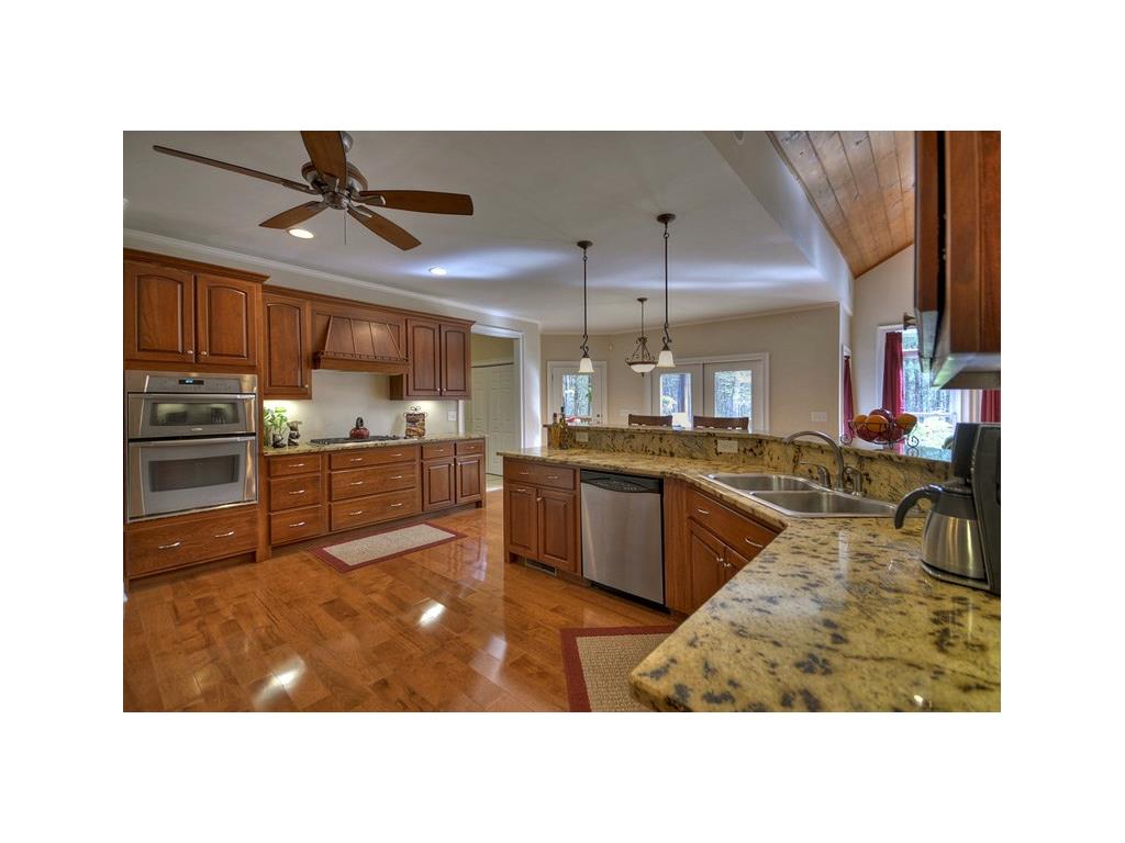140 Clear Creek Springs Drive, Ellijay, GA 30536