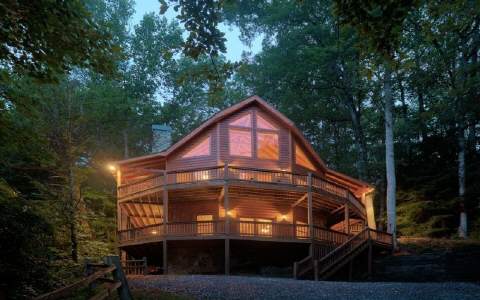 445 HIDDEN VALLEY TRAIL, Ellijay, GA 30540