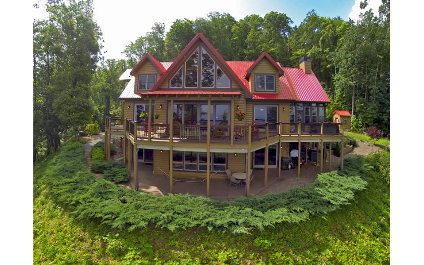 9329 HWY 52, Ellijay, GA 30540
