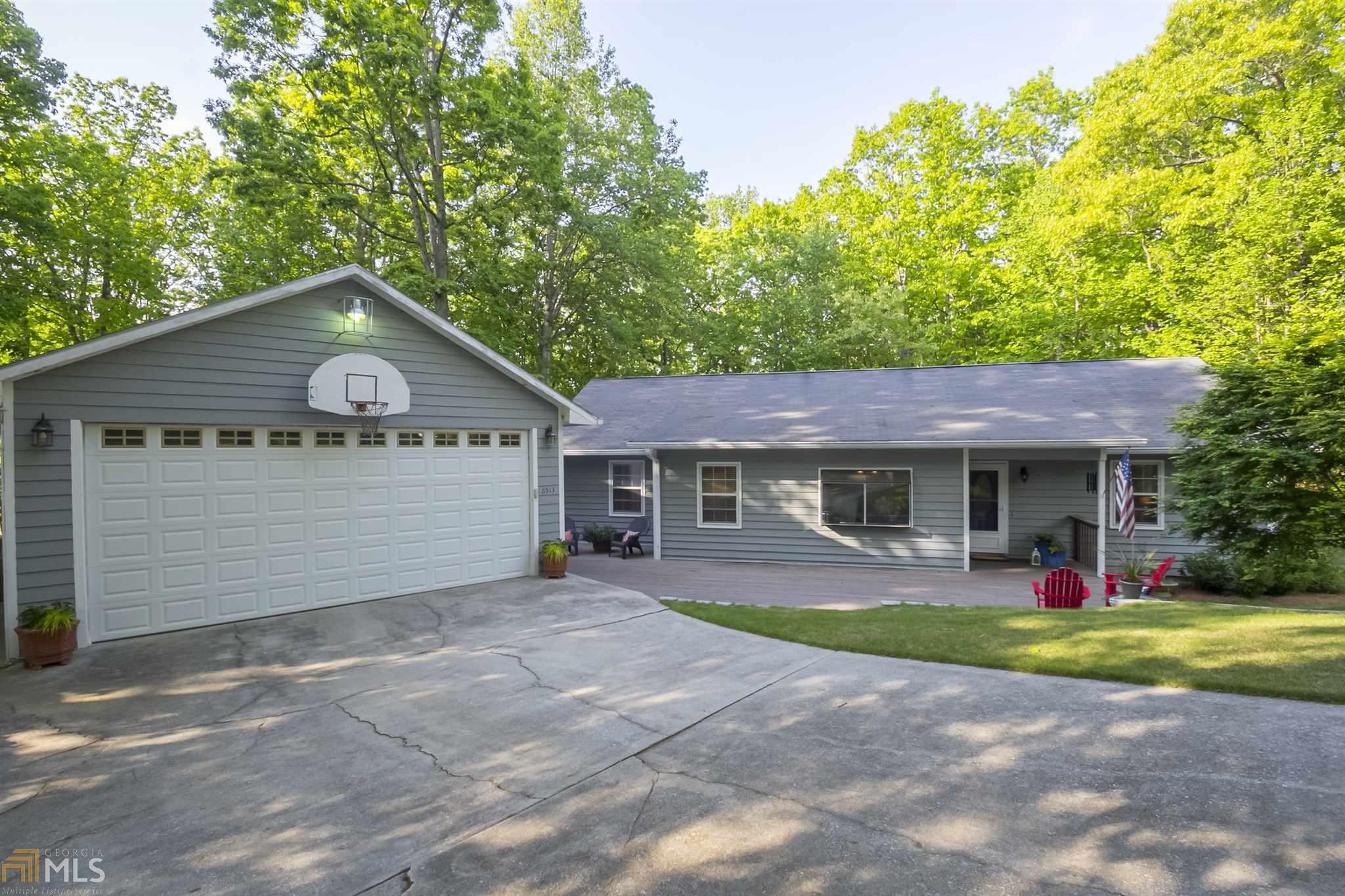 6513 Bermuda Ln, Flowery Branch, GA 30542