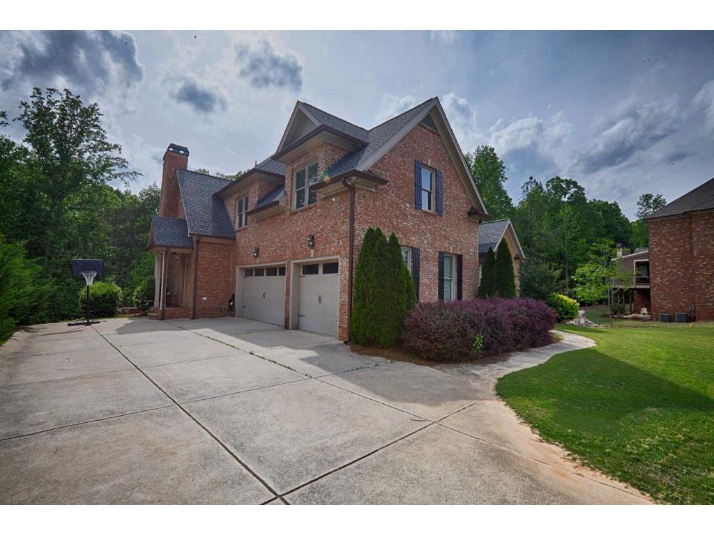 4622 Deer Creek Court, Flowery Branch, GA 30542