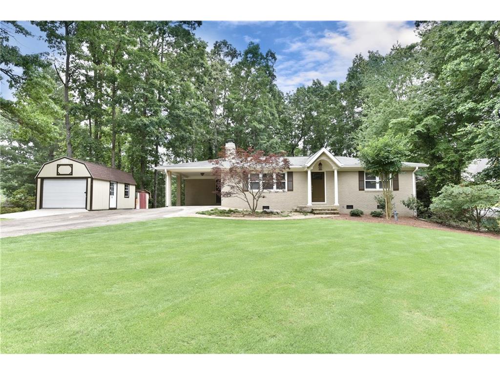 6487 Bluewaters Drive, Flowery Branch, GA 30542