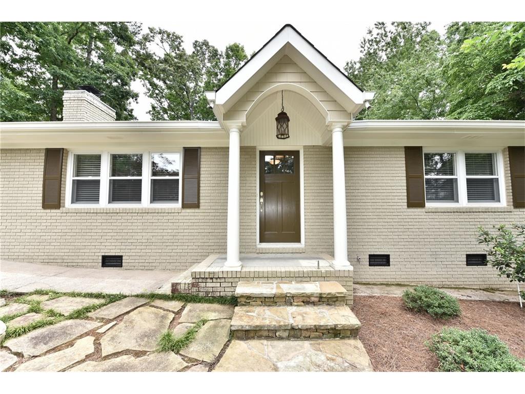 6487 Bluewaters Drive, Flowery Branch, GA 30542