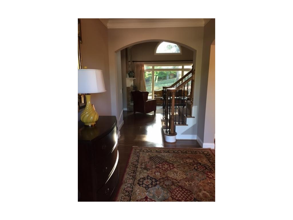 4556 Thornbury Close Way, Flowery Branch, GA 30542