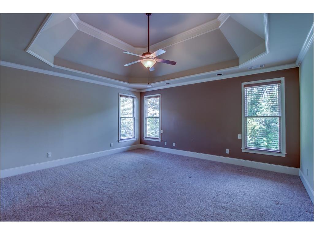4268 Creek Valley Point, Flowery Branch, GA 30542