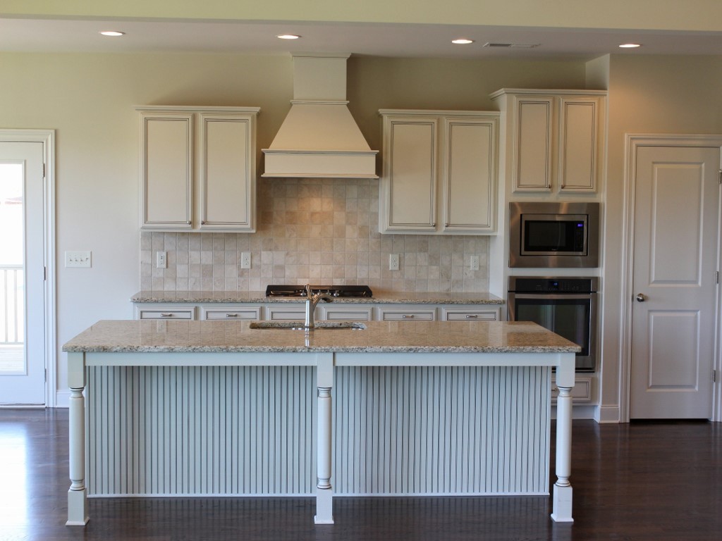 6566 Lemon Grass Lane, Flowery Branch, GA 30542