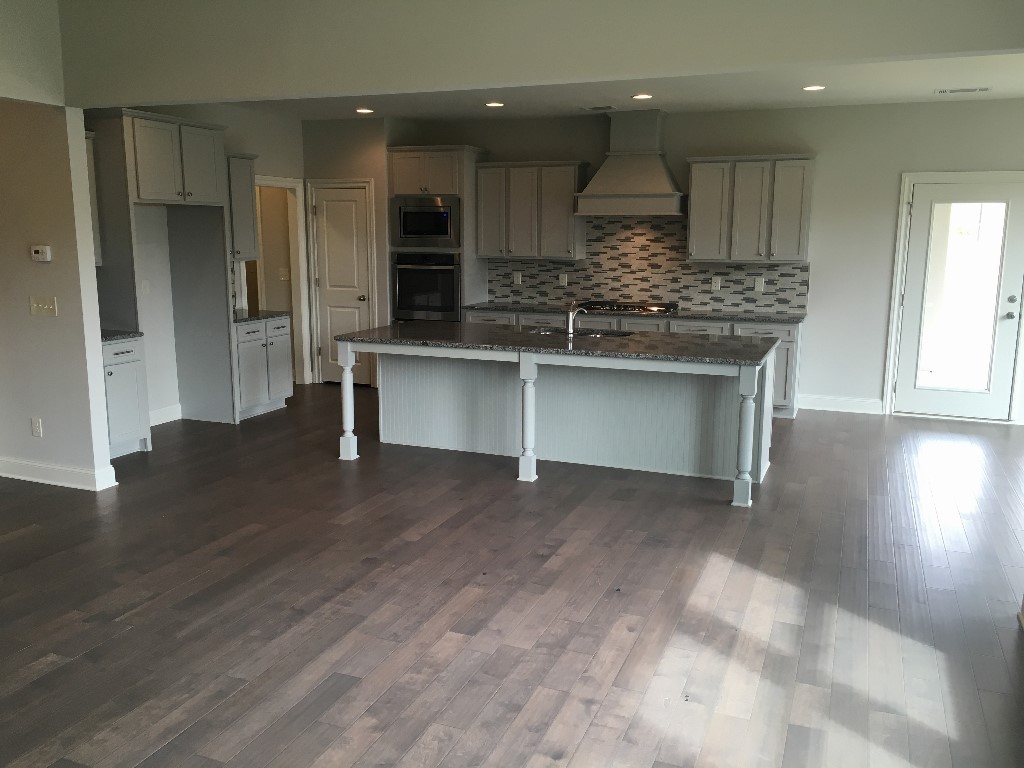 6566 Lemon Grass Lane, Flowery Branch, GA 30542