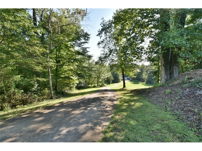 4727 Steeplechase Lane, Flowery Branch, GA 30542