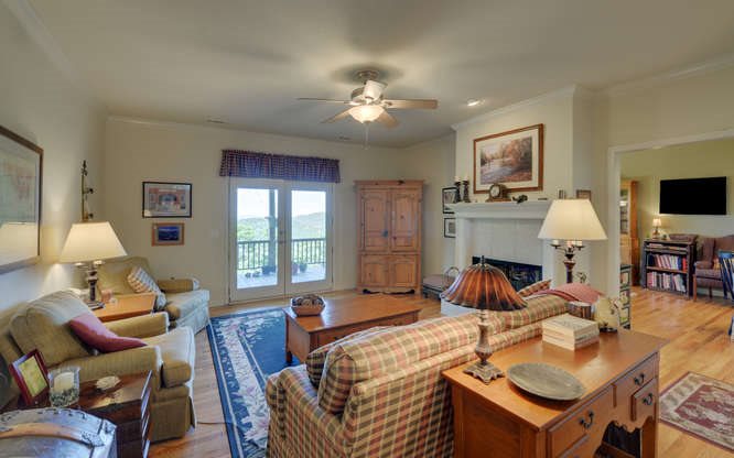 883 RAMEY MOUNTAIN ROAD, Hiawassee, GA 30546