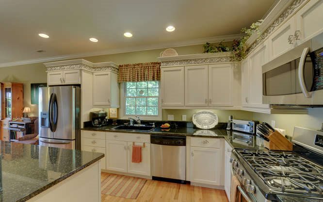 883 RAMEY MOUNTAIN ROAD, Hiawassee, GA 30546