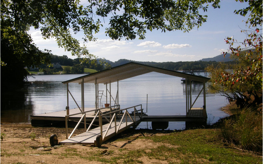 1659 CHATUGE SHORES ROAD, Hiawassee, GA 30546