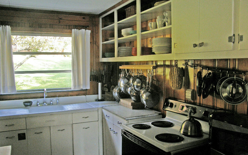 1659 CHATUGE SHORES ROAD, Hiawassee, GA 30546