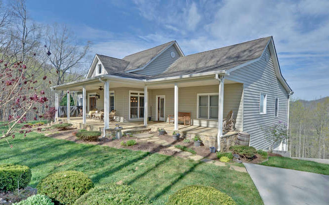 1800 CAESAR GAP ROAD, Hiawassee, GA 30546