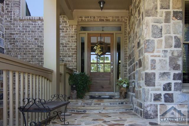 4279 Sierra Creek Drive, Hoschton, GA 30548