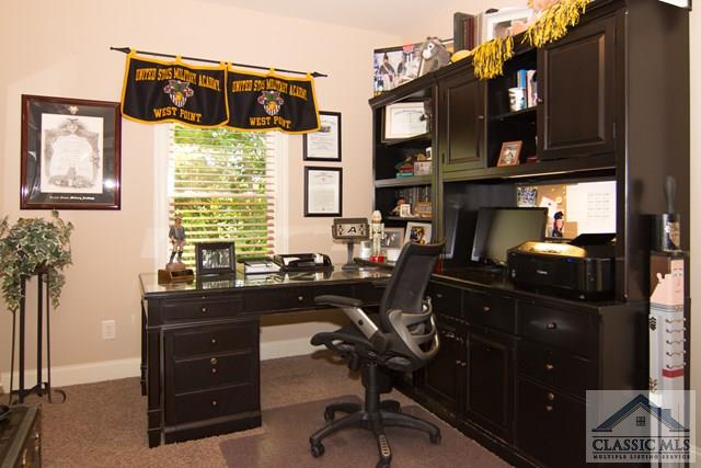4279 Sierra Creek Drive, Hoschton, GA 30548