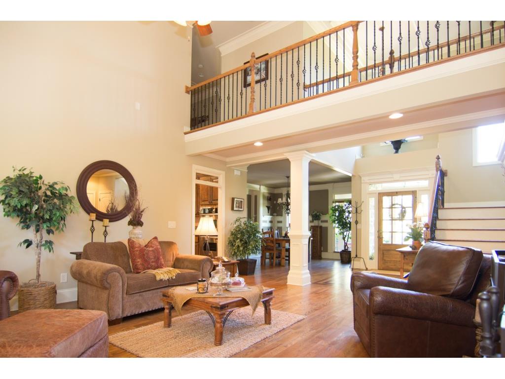 4279 Sierra Creek Drive, Hoschton, GA 30548
