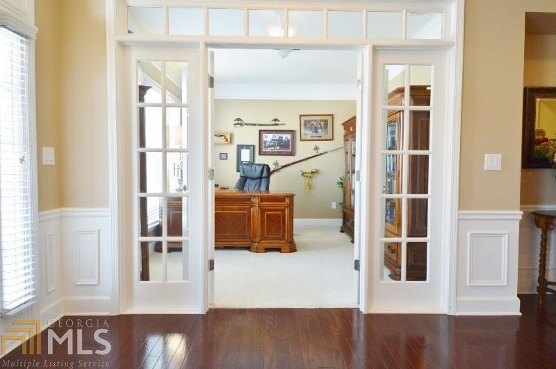 6654 Amherst Dr, Hoschton, GA 30548