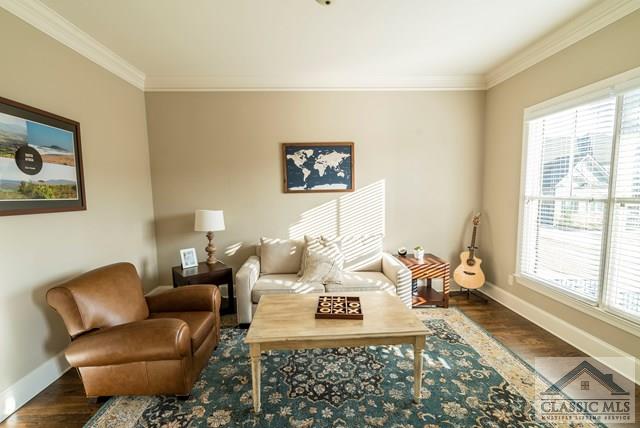 2076 Skybrooke Lane, Hoschton, GA 30548
