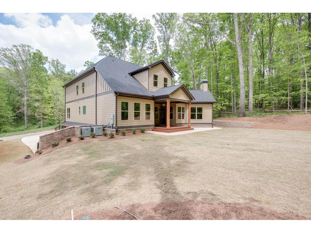 155 Scenic Falls Boulevard, Hoschton, GA 30548