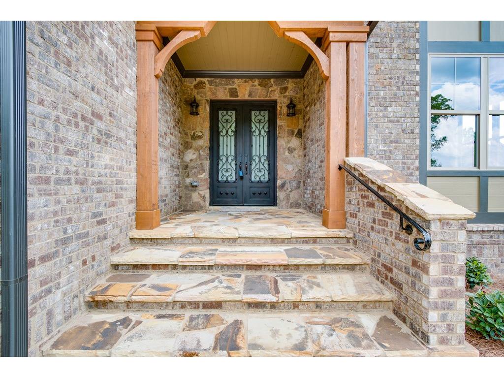 155 Scenic Falls Boulevard, Hoschton, GA 30548