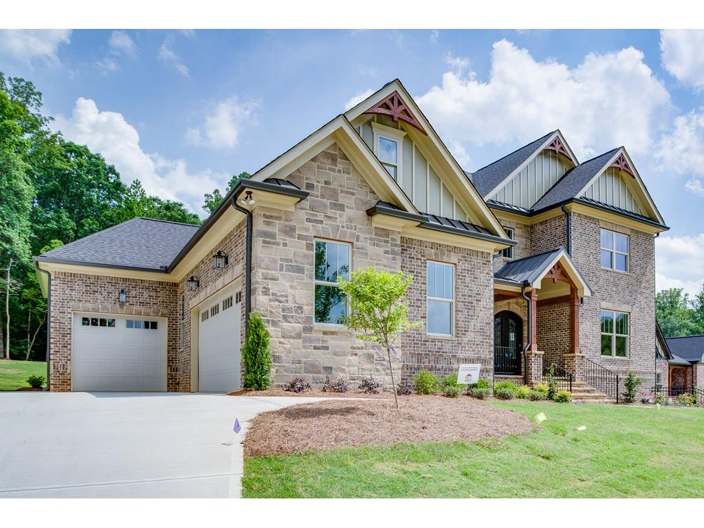 233 Scenic Falls Boulevard, Hoschton, GA 30548