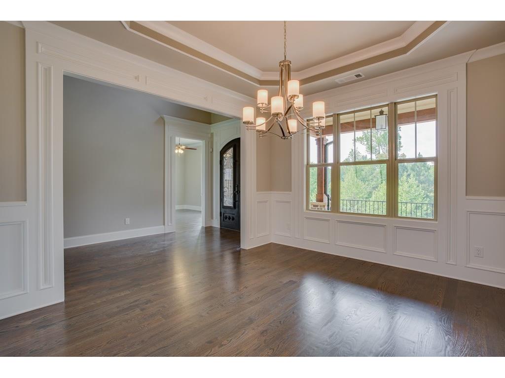 233 Scenic Falls Boulevard, Hoschton, GA 30548