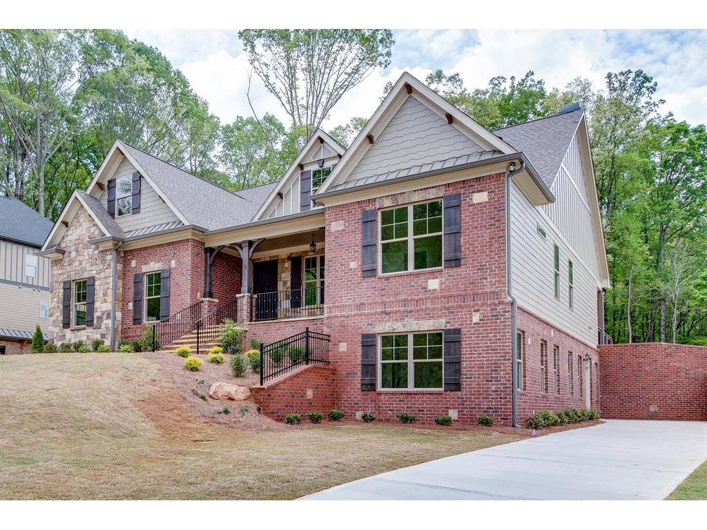 171 Scenic Falls Boulevard, Hoschton, GA 30548