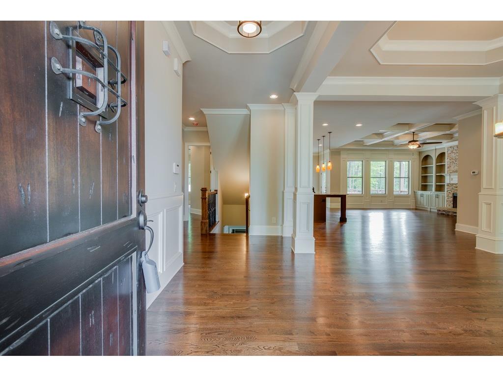 171 Scenic Falls Boulevard, Hoschton, GA 30548