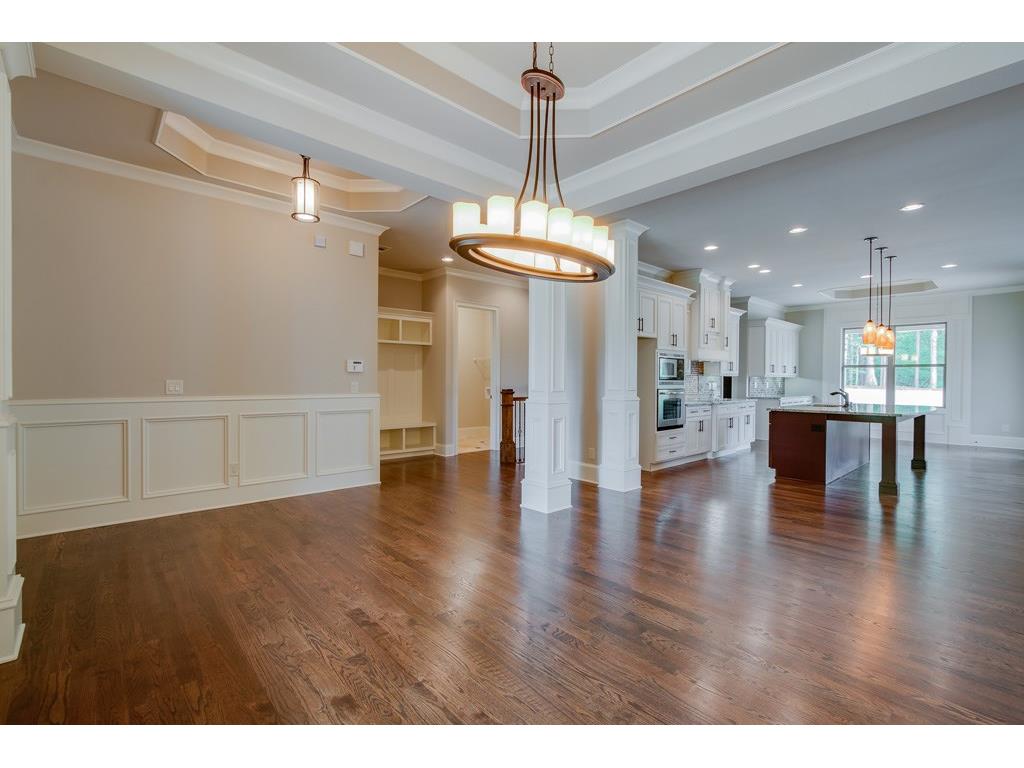171 Scenic Falls Boulevard, Hoschton, GA 30548