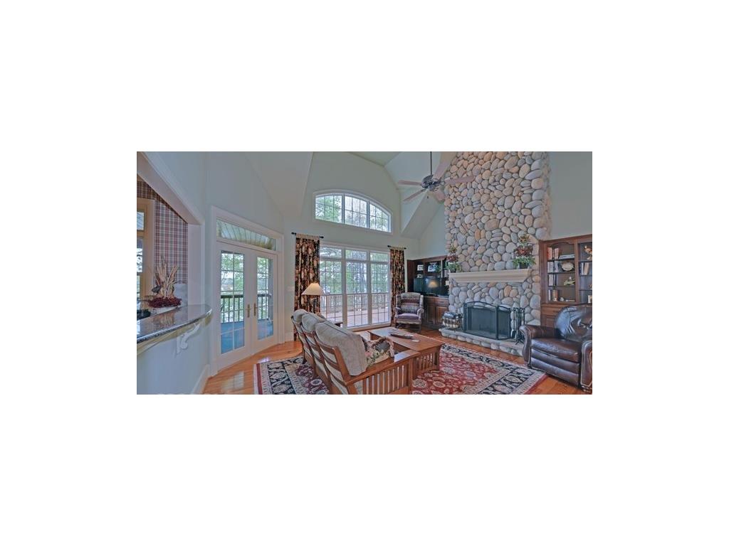 587 Capri Point, Lavonia, GA 30553