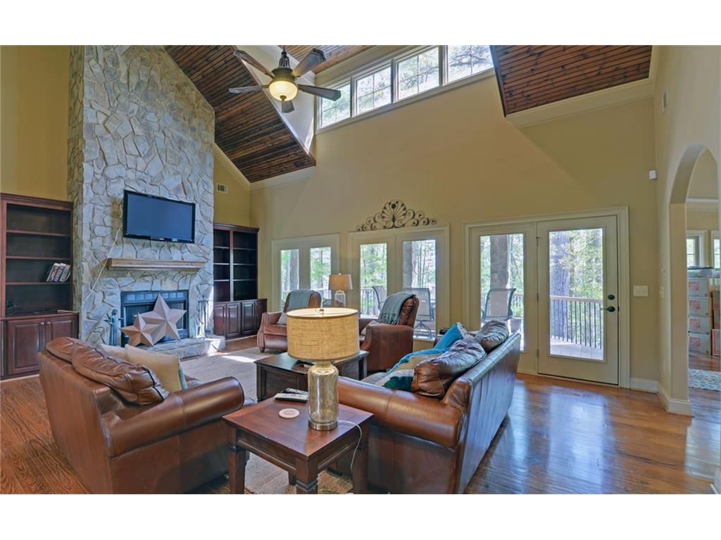 566 Capri Point, Lavonia, GA 30553