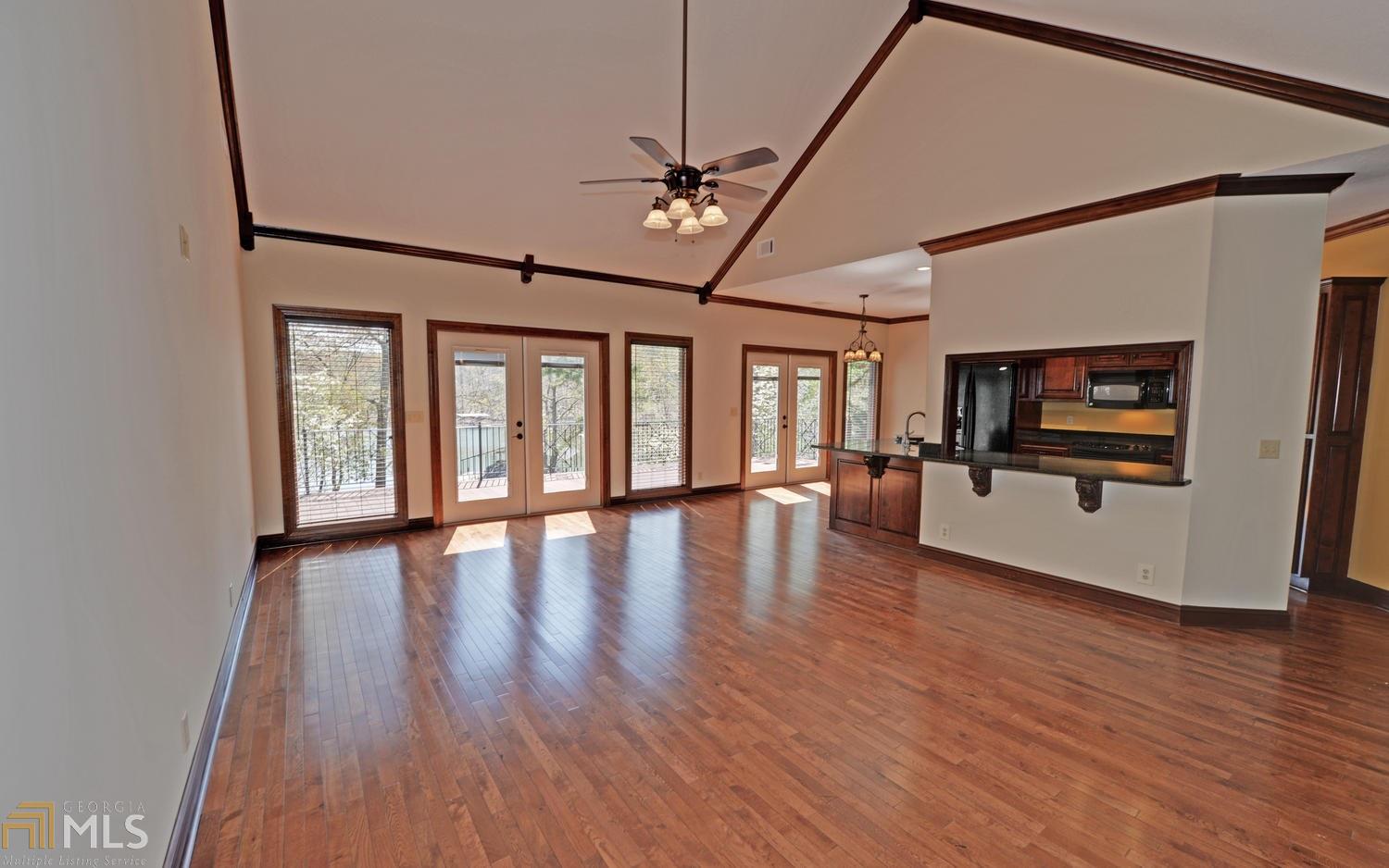 221 Mill Creek Cir, Martin, GA 30557
