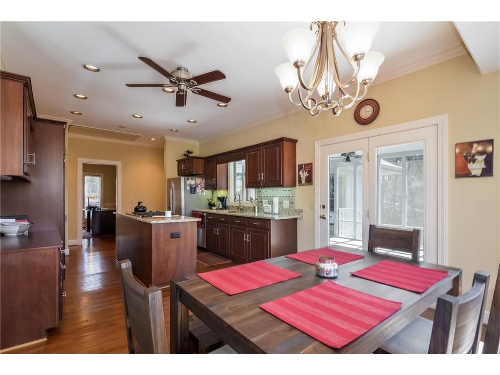 4401 Shellie Lane, Oakwood, GA 30566