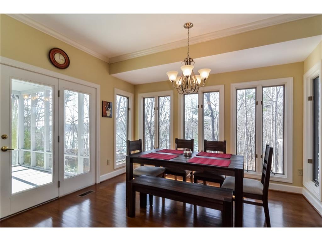 4401 Shellie Lane, Oakwood, GA 30566