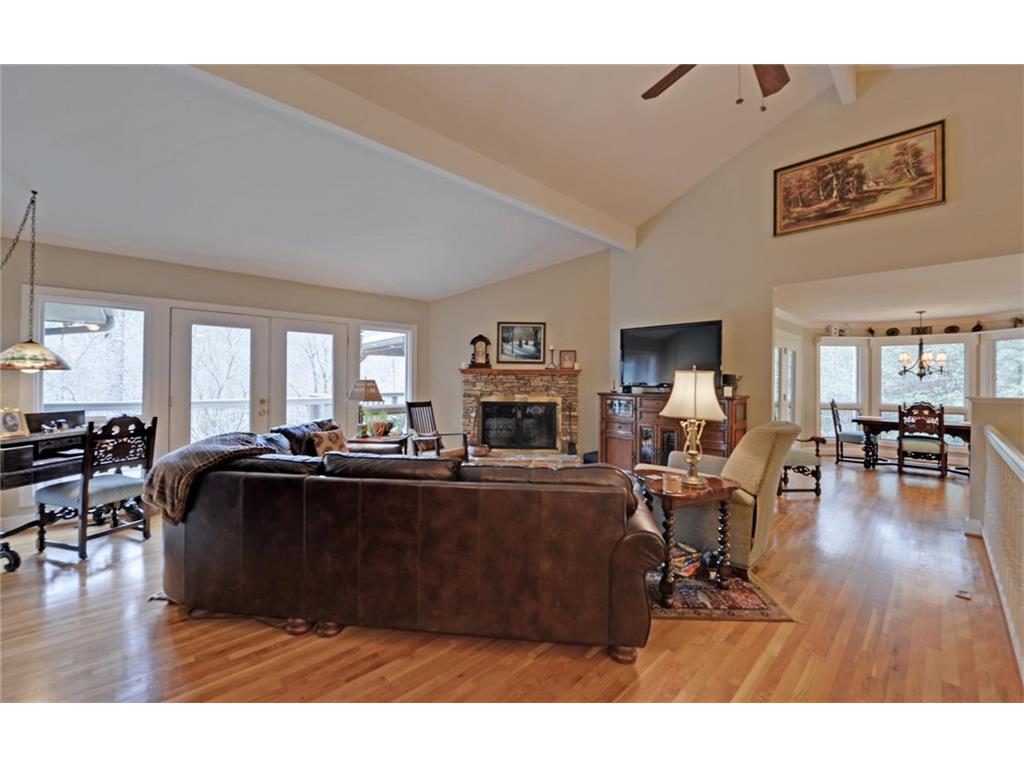 804 Little Hawk Road, Sautee Nacoochee, GA 30571