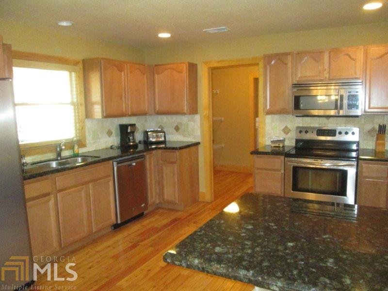 3252 Panorama Dr, Sautee Nacoochee, GA 30571