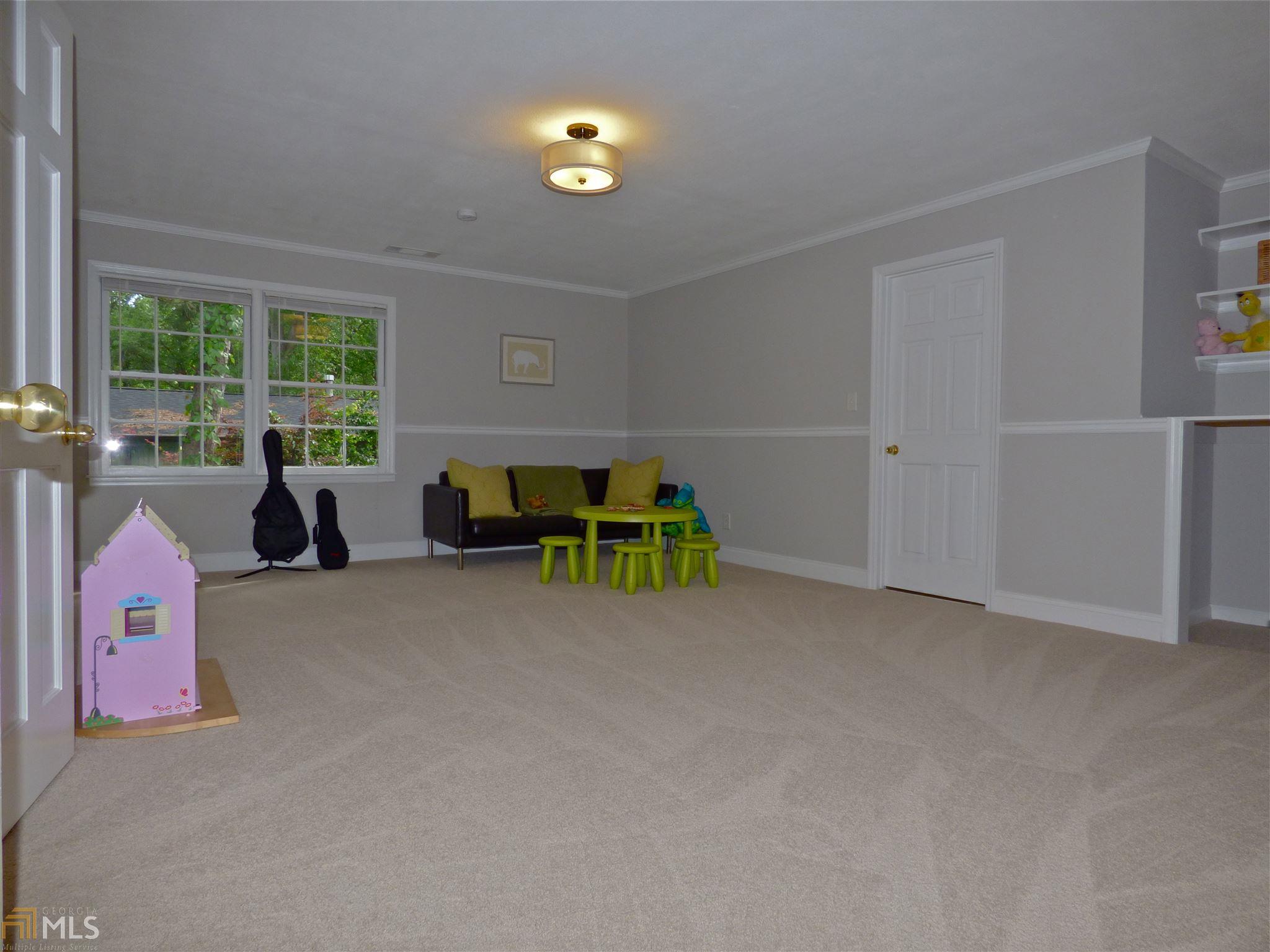 240 Fortson Dr, Athens, GA 30606