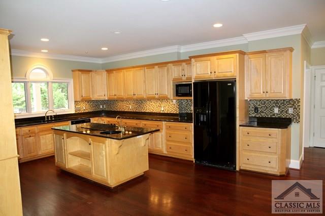 1050 Coday Bluff, Athens, GA 30606