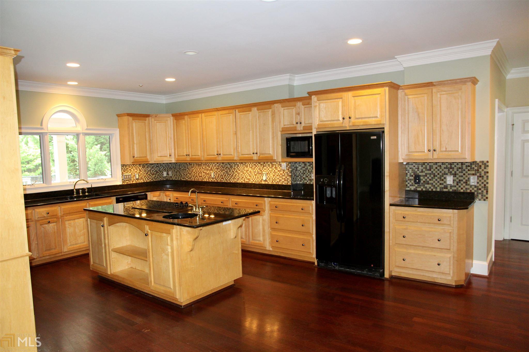 1050 Coday Bluff, Athens, GA 30606