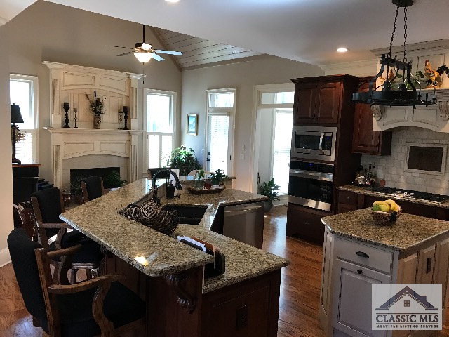 2258 Boulder Springs Drive, Bishop, GA 30621