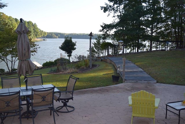 1030 Fawnfield Ct., Buckhead, GA 30625