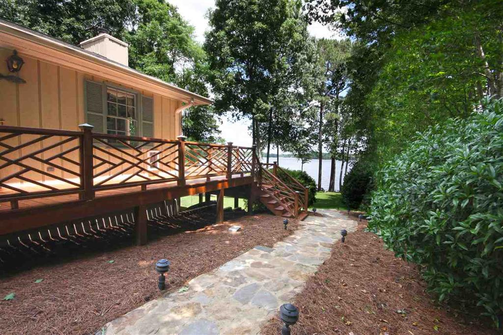 184 HICKORY POINT DRIVE, Buckhead, United States 30625