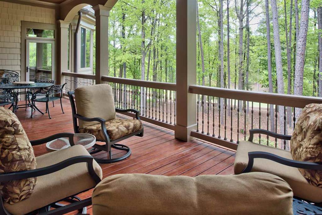 1060 HENRYS HILL, Greensboro, United States 30642